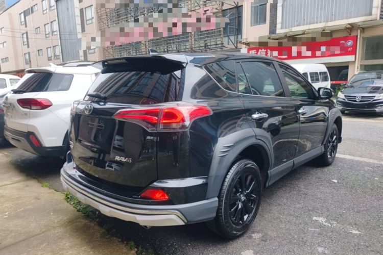 Used Toyota RAV4 2019 2.0L CVT Two-Wheel Drive Fashion X Limited Edition China VI Standard Rear Right 45 Deg