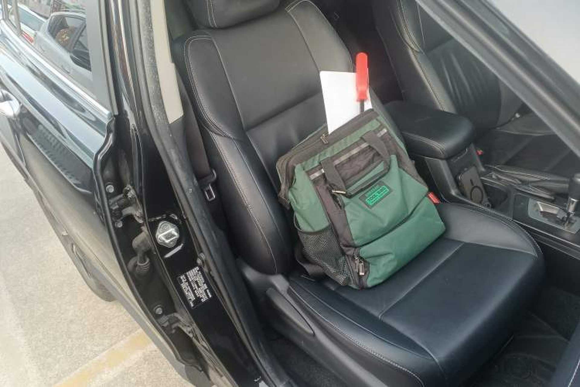Used Toyota RAV4 2019 2.0L CVT Two-Wheel Drive ZhiShang Version China VI Standard Right Front Seat