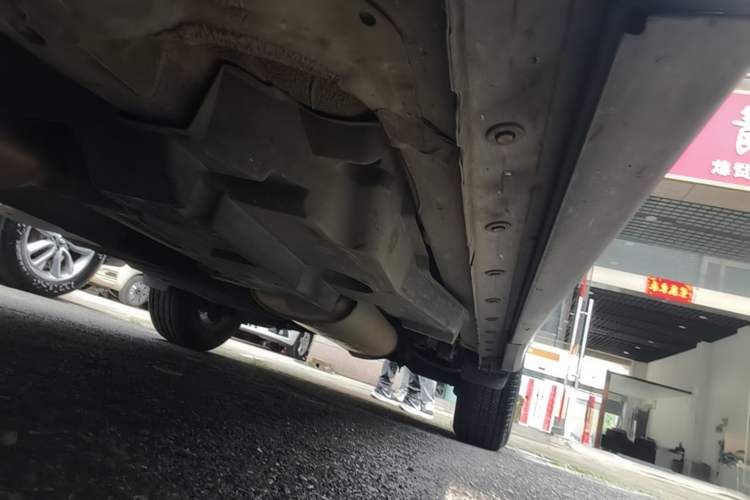 Used Toyota RAV4 2019 2.0L CVT Two-Wheel Drive Fashion X Limited Edition China VI Standard Right Side Sill