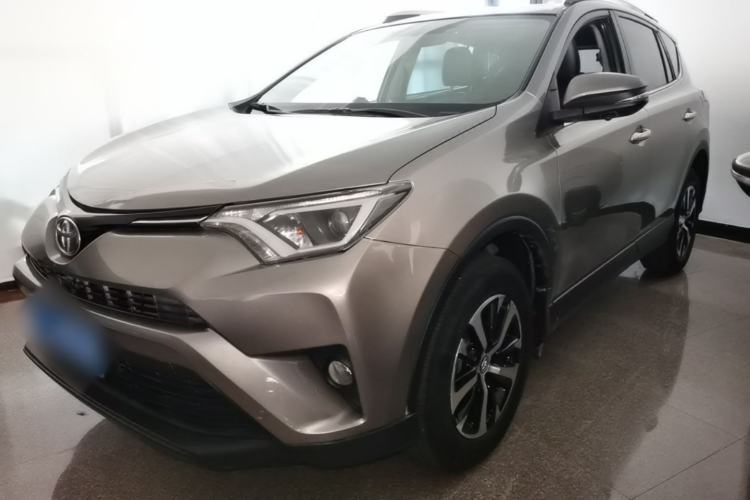 Used Toyota RAV4 2019 2.0L CVT Two-Wheel Drive Luxury Version China VI Standard Guazi used car, China used car export, Used car for sale, Used cars, Cheapest cars for sale