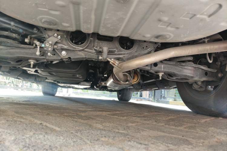 Used Toyota RAV4 2019 2.0L CVT Two-Wheel Drive Fashion X Limited Edition China VI Standard Chassis Rear