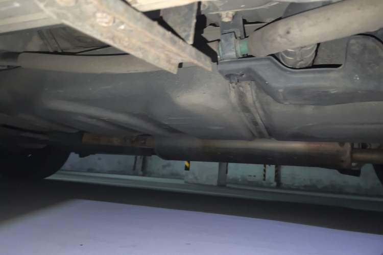 Used Toyota RAV4 2019 2.0L CVT Two-Wheel Drive Fashion X Limited Edition China VI Standard Chassis Rear Left