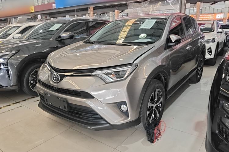 Used Toyota RAV4 2019 2.0L CVT Two-Wheel Drive Luxury Version China VI Standard Guazi used car, China used car export, Used car for sale, Used  cars, Cheapest cars for sale