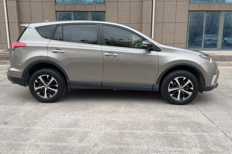 Used Toyota RAV4 2019 2.0L CVT Two-Wheel Drive Pioneer Edition China V Standard Exterior 3