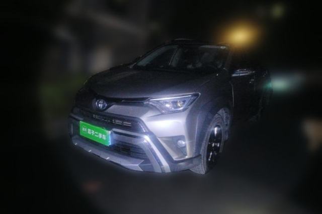 Used Toyota RAV4 2019 2.0L CVT Two-Wheel Drive Fashion X Limited Edition China VI Standard