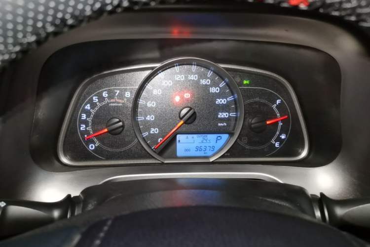 Used Toyota RAV4 2019 2.0L CVT Two-Wheel Drive Luxury Version China VI Standard Instrument Cluster
