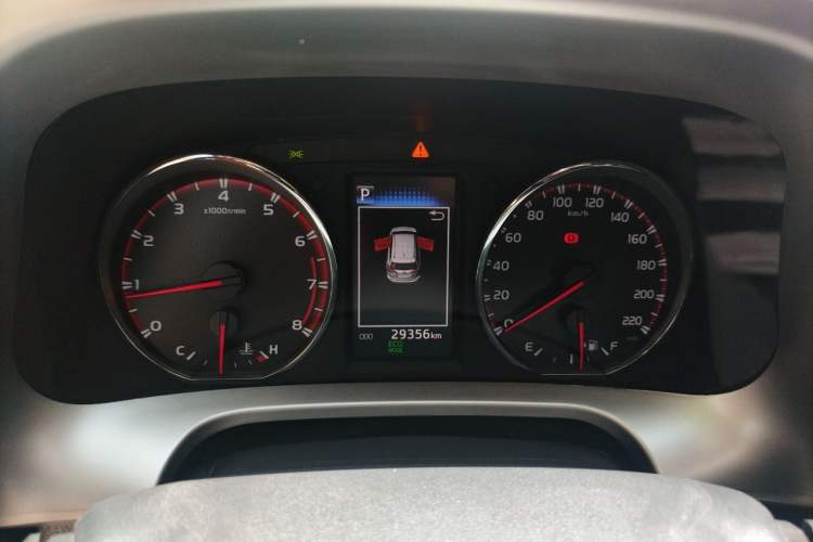 Used Toyota RAV4 2019 2.0L CVT Two-Wheel Drive Fashion X Limited Edition China VI Standard Instrument Cluster