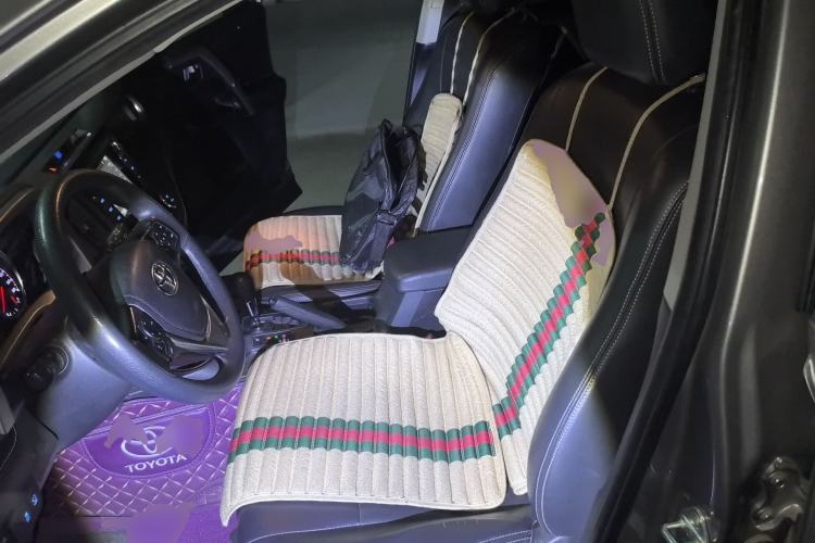Used Toyota RAV4 2019 2.0L CVT Two-Wheel Drive Fashion X Limited Edition China VI Standard Left Front Seat