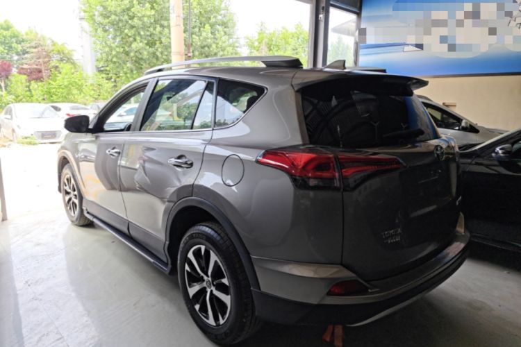 Used Toyota RAV4 2019 2.0L CVT Two-Wheel Drive ZhiShang Version China VI Standard Rear Left 45 Deg