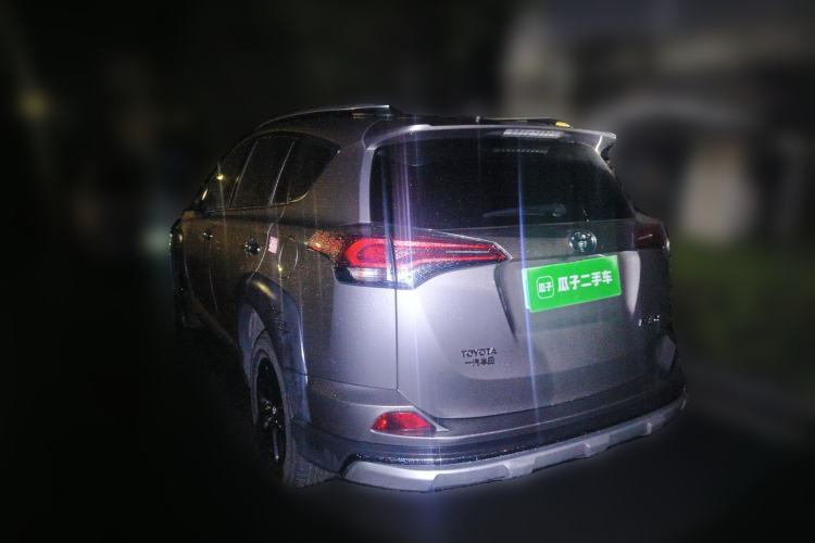 Used Toyota RAV4 2019 2.0L CVT Two-Wheel Drive Fashion X Limited Edition China VI Standard Rear Left 45 Deg