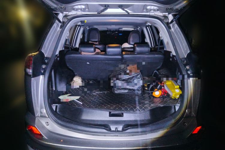 Used Toyota RAV4 2019 2.0L CVT Two-Wheel Drive Fashion X Limited Edition China VI Standard Trunk