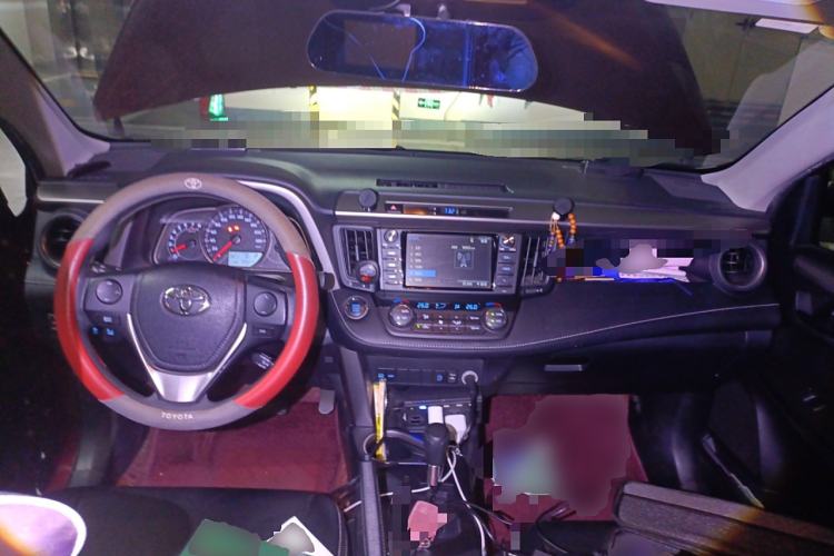 Used Toyota RAV4 2019 2.0L CVT Two-Wheel Drive Pioneer Edition China V Standard Center Console