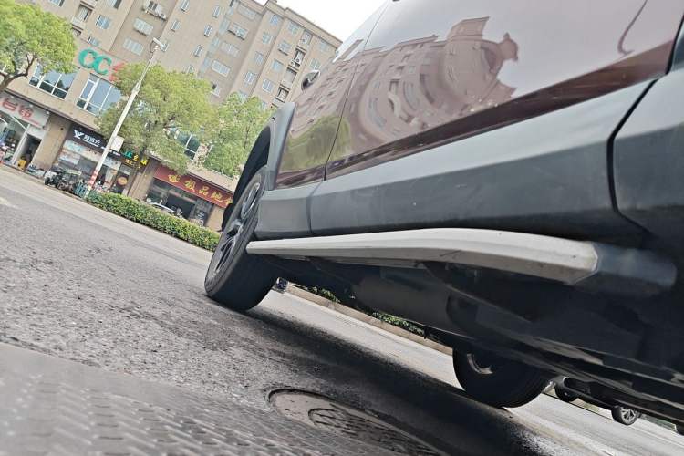 Used Toyota RAV4 2019 2.0L CVT Two-Wheel Drive Fashion X Limited Edition China VI Standard Chassis Front Right