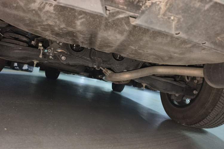 Used Toyota RAV4 2019 2.0L CVT Two-Wheel Drive Fashion X Limited Edition China VI Standard Chassis Rear