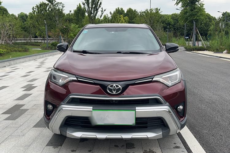 Used Toyota RAV4 2019 2.0L CVT Two-Wheel Drive Fashion X Limited Edition China V Standard Exterior 1