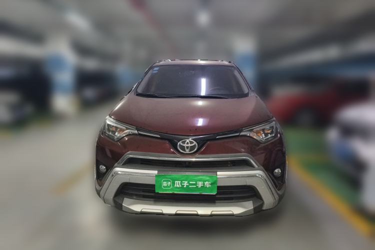 Used Toyota RAV4 2019 2.0L CVT Two-Wheel Drive Fashion X Limited Edition China VI Standard Front