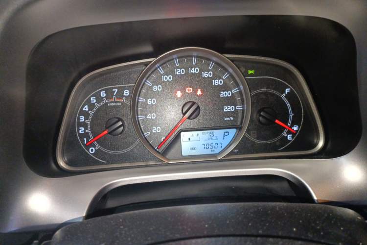 Used Toyota RAV4 2019 2.0L CVT Two-Wheel Drive Pioneer Edition China V Standard Instrument Cluster