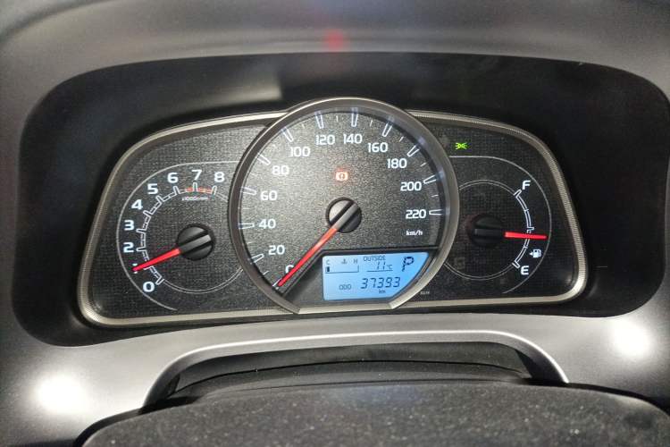 Used Toyota RAV4 2019 2.0L CVT Two-Wheel Drive Luxury Version China VI Standard Instrument Cluster