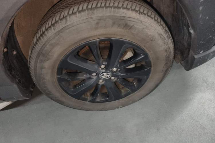 Used Toyota RAV4 2019 2.0L CVT Two-Wheel Drive Fashion X Limited Edition China VI Standard Right Front Wheel Hub
