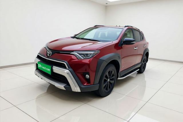 Używany Toyota RAV4 2019 2.0L CVT Two-Wheel Drive Fashion X Limited Edition China VI Standard
