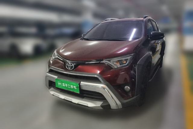 Used Toyota RAV4 2019 2.0L CVT Two-Wheel Drive Fashion X Limited Edition China VI Standard