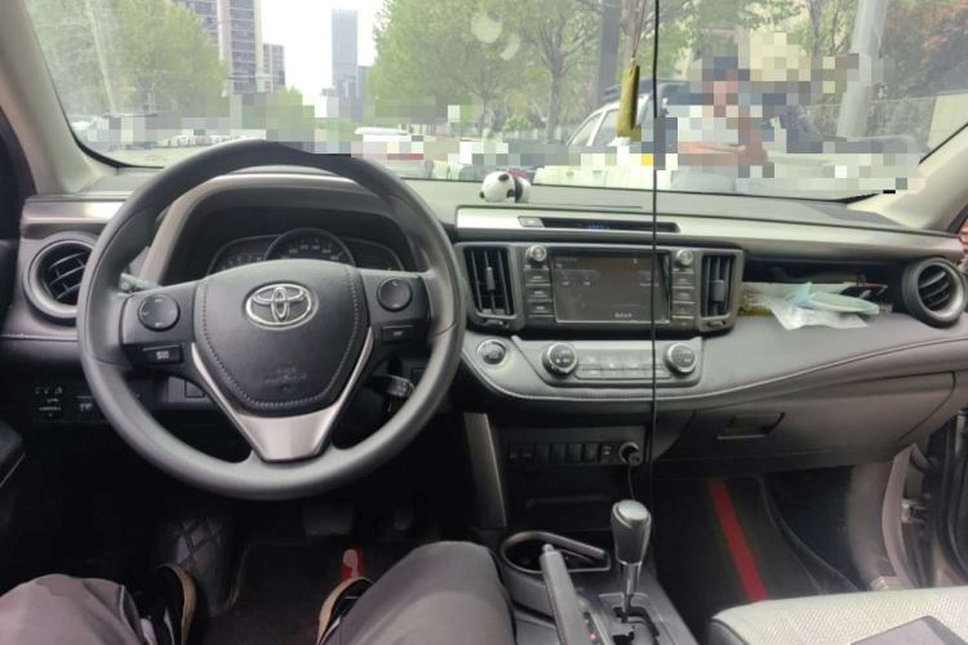 Used Toyota RAV4 2019 2.0L CVT Two-Wheel Drive Pioneer Edition China V Standard Center Console