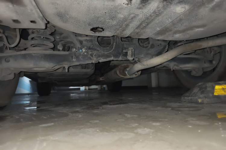 Used Toyota RAV4 2019 2.0L CVT Two-Wheel Drive Fashion X Limited Edition China VI Standard Chassis Rear