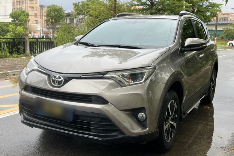 Used Toyota RAV4 2019 2.0L CVT Two-Wheel Drive Pioneer Edition China VI Standard Guazi used car, China used car export, Used car for sale, Used cars, Cheapest cars for sale