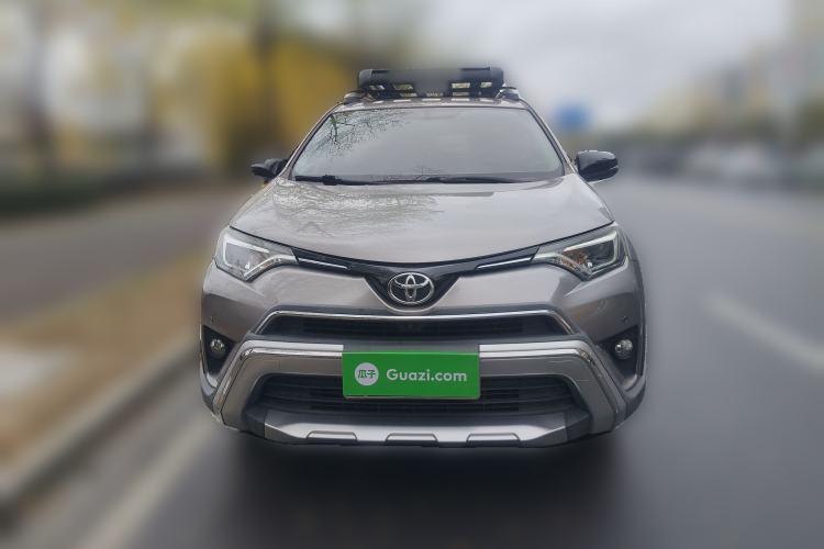 Used Toyota RAV4 2019 2.0L CVT Two-Wheel Drive Fashion X Limited Edition China VI Standard Front