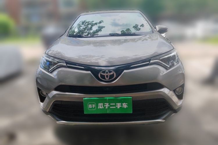 Used Toyota RAV4 2019 2.0L CVT Two-Wheel Drive ZhiShang Version China VI Standard Front