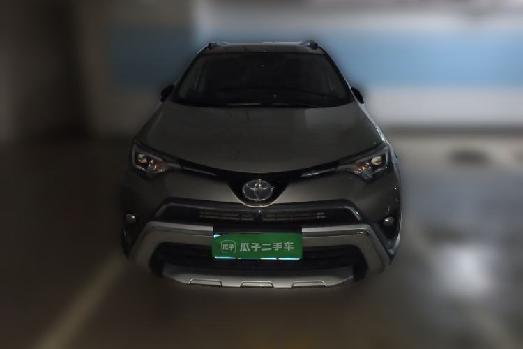 Used Toyota RAV4 2019 2.0L CVT Two-Wheel Drive Fashion X Limited Edition China VI Standard Front