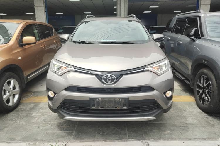 Used Toyota RAV4 2019 2.0L CVT 4x4 New Edition China VI Standard Front