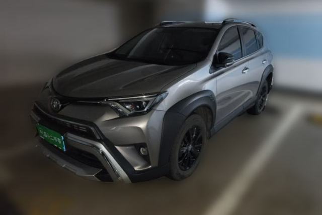 Used Toyota RAV4 2019 2.0L CVT Two-Wheel Drive Fashion X Limited Edition China VI Standard
