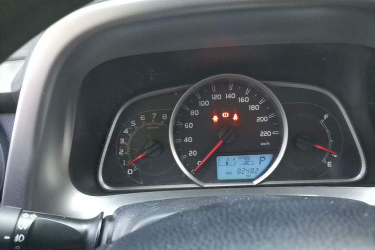 Used Toyota RAV4 2019 2.0L CVT Two-Wheel Drive Pioneer Edition China VI Standard Instrument Cluster