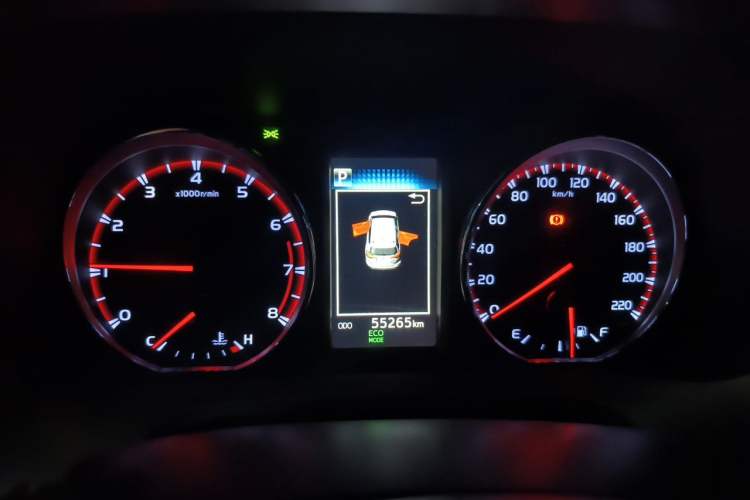 Used Toyota RAV4 2019 2.0L CVT Two-Wheel Drive Fashion X Limited Edition China VI Standard Instrument Cluster