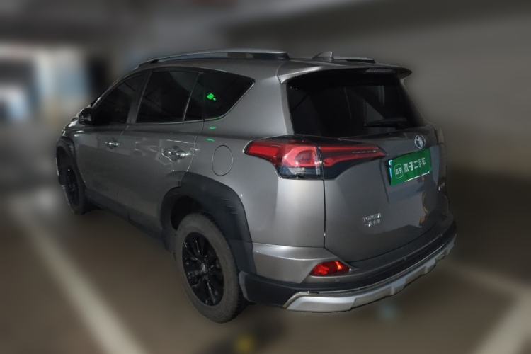 Used Toyota RAV4 2019 2.0L CVT Two-Wheel Drive Fashion X Limited Edition China VI Standard Rear Left 45 Deg