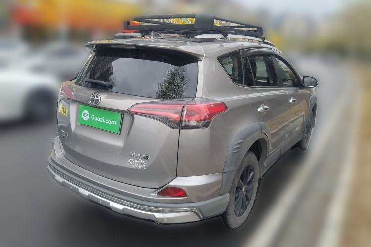 Used Toyota RAV4 2019 2.0L CVT Two-Wheel Drive Fashion X Limited Edition China VI Standard Rear Right 45 Deg