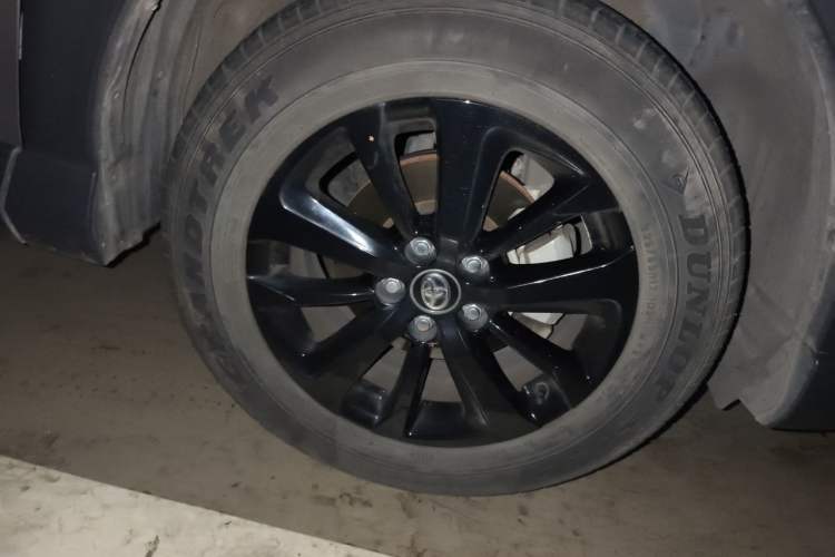 Used Toyota RAV4 2019 2.0L CVT Two-Wheel Drive Fashion X Limited Edition China VI Standard Right Front Wheel Hub
