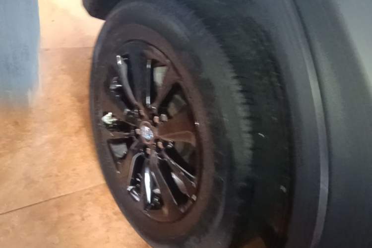 Used Toyota RAV4 2019 2.0L CVT Two-Wheel Drive Fashion X Limited Edition China VI Standard Right Rear Wheel Hub