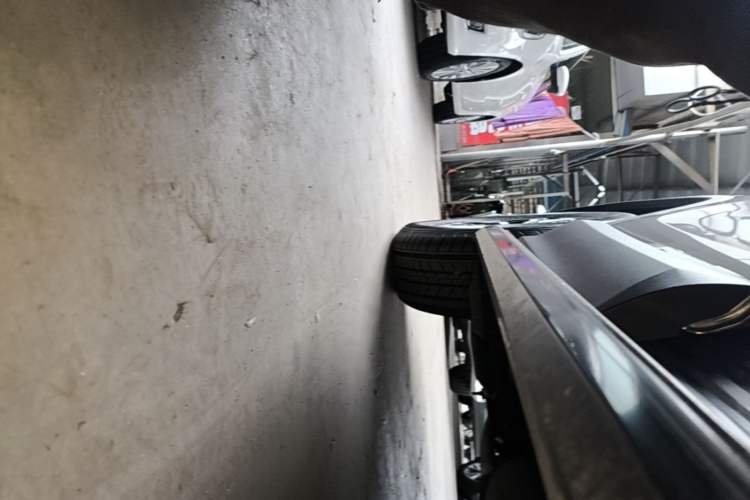 Used Toyota RAV4 2019 2.0L CVT Two-Wheel Drive ZhiShang Version China VI Standard Right Side Sill