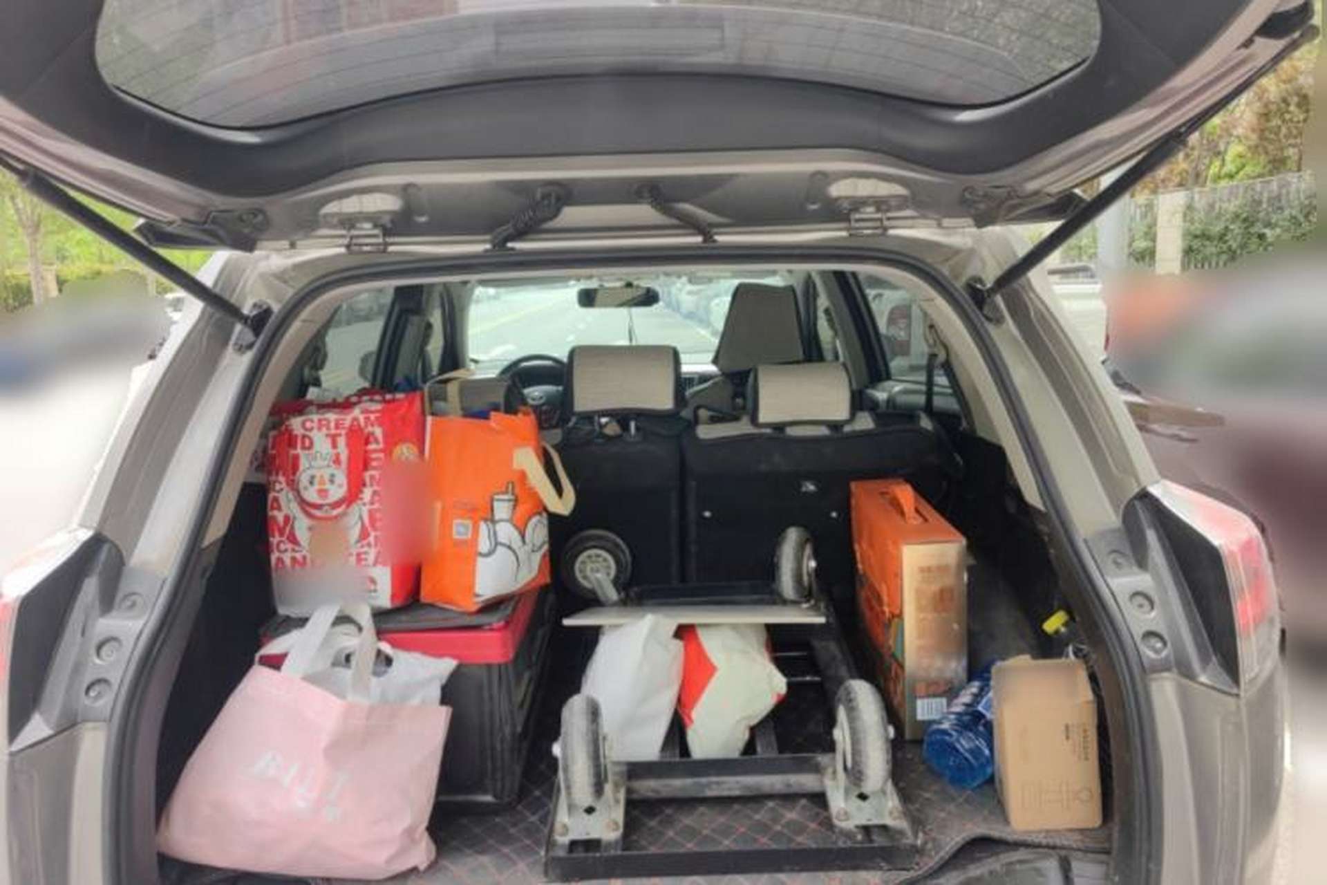 Used Toyota RAV4 2019 2.0L CVT Two-Wheel Drive Pioneer Edition China V Standard Trunk