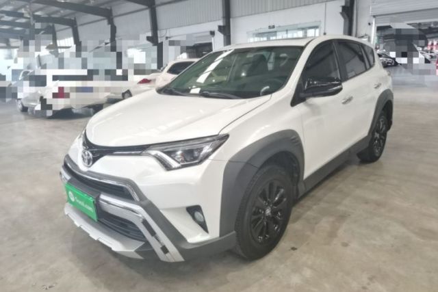 Used Toyota RAV4 2019 2.0L CVT Two-Wheel Drive Fashion X Limited Edition China VI Standard