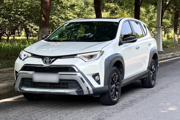 Toyota RAV4 2019 2.0L CVT Two-Wheel Drive Fashion X Limited Edition China VI Standard usado Guazi used car, China used car export, Used car for sale, Used cars, Cheapest cars for sale