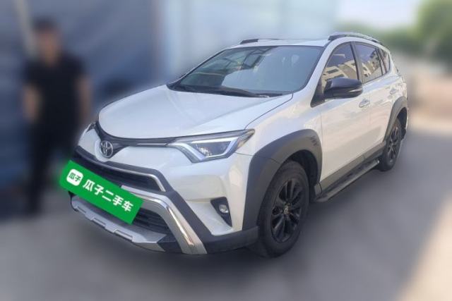 Used Toyota RAV4 2019 2.0L CVT Two-Wheel Drive Fashion X Limited Edition China VI Standard