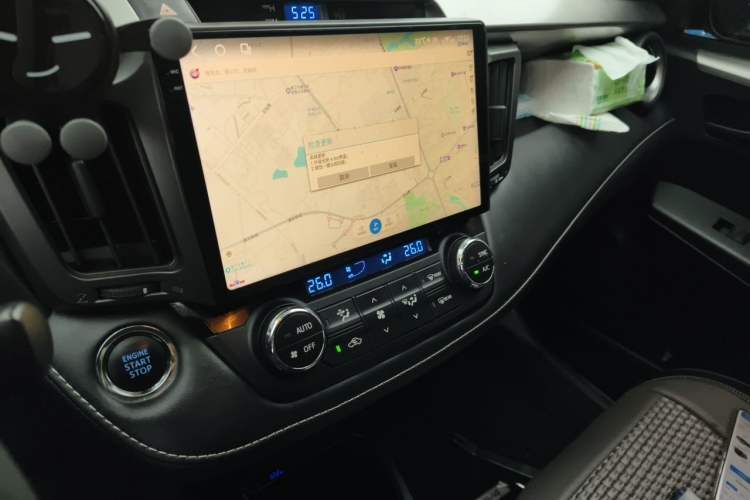 Used Toyota RAV4 2019 2.0L CVT Two-Wheel Drive Fashion X Limited Edition China V Standard Audio And AC Panel