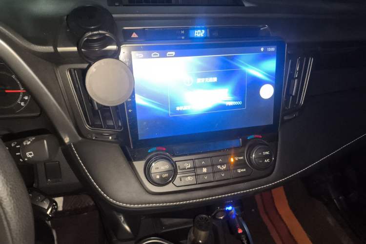 Used Toyota RAV4 2019 2.0L CVT Two-Wheel Drive Pioneer Edition China VI Standard Audio And AC Panel