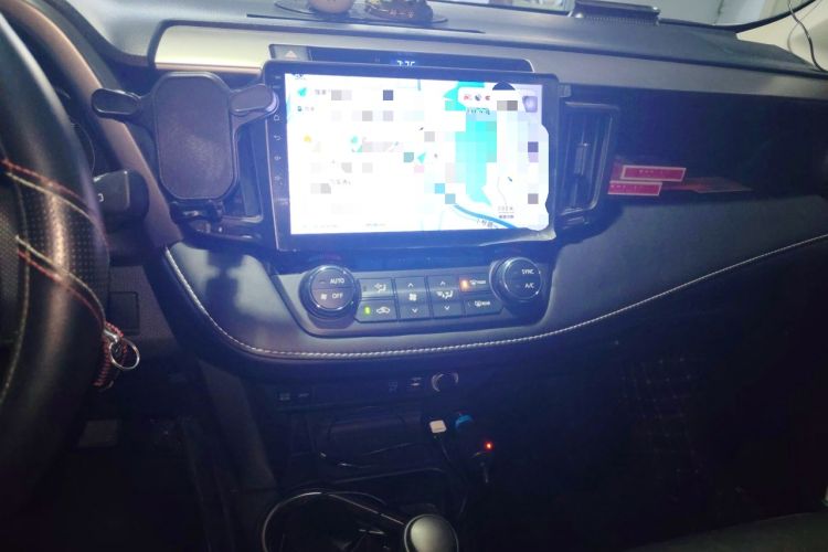 Used Toyota RAV4 2019 2.0L CVT Two-Wheel Drive Pioneer Edition China VI Standard Audio And AC Panel