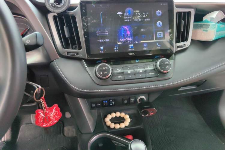 Used Toyota RAV4 2019 2.0L CVT Two-Wheel Drive Pioneer Edition China V Standard Audio And AC Panel