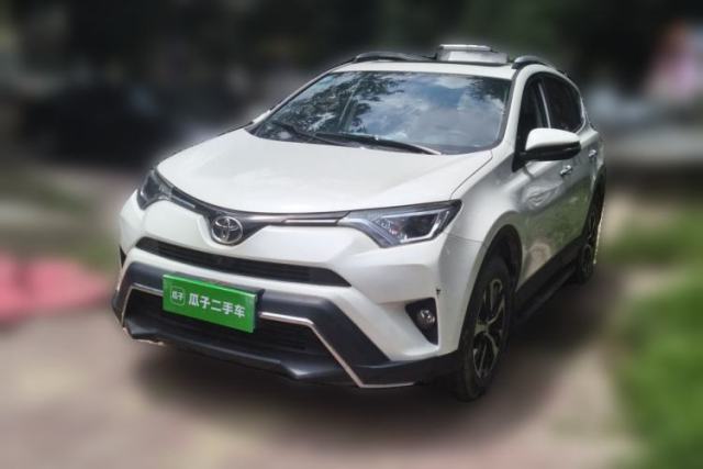 Used Toyota RAV4 2019 2.0L CVT Two-Wheel Drive Luxury Version China VI Standard