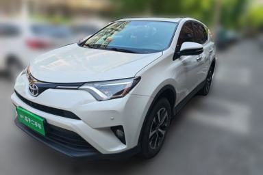 Used Toyota RAV4 2019 2.0L CVT Two-Wheel Drive Luxury Version China VI Standard
